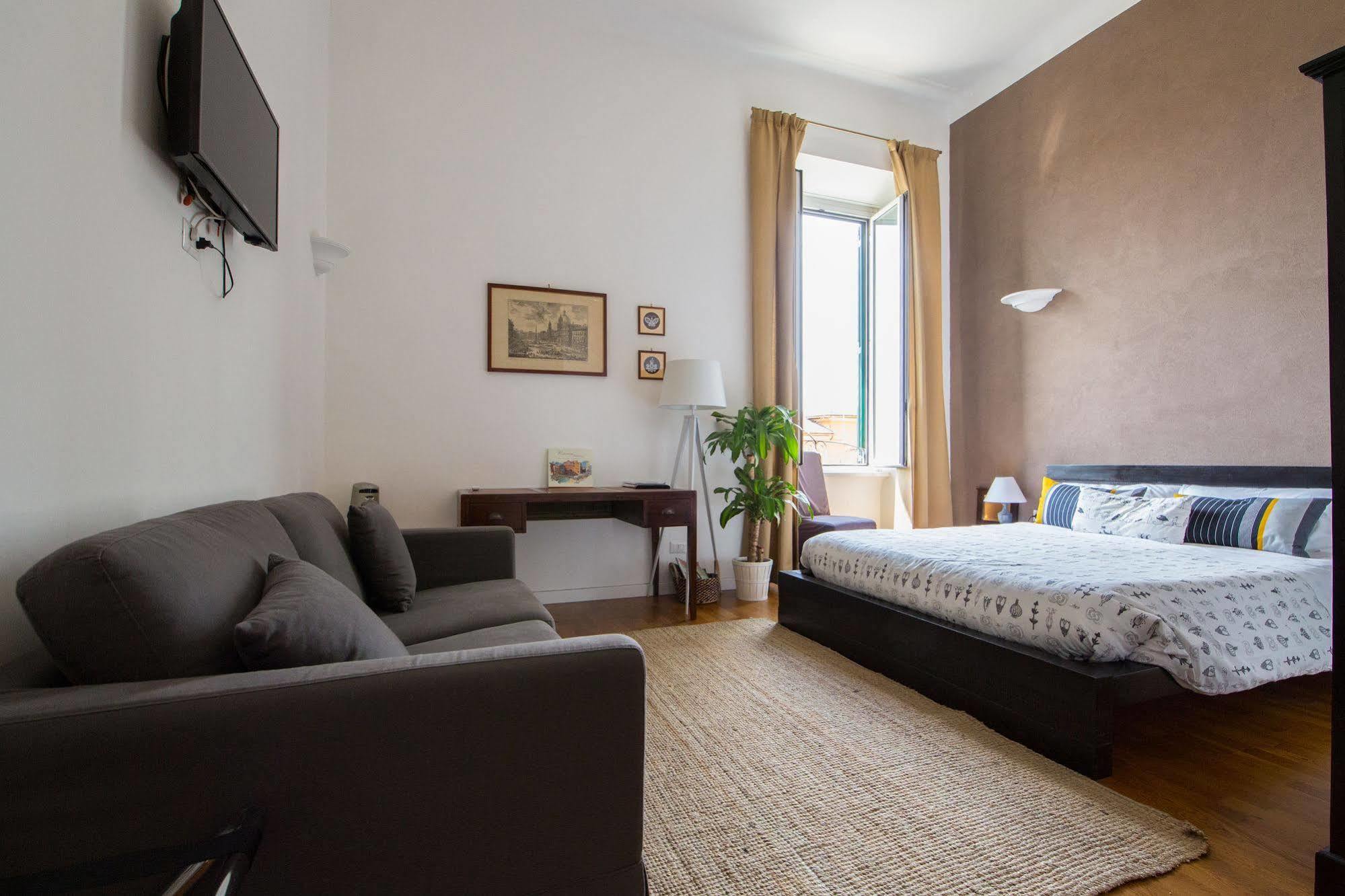 Urban Pine Rooms Roma Esterno foto